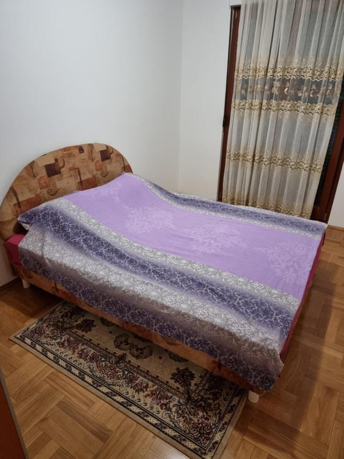 Oksana Apartment พอดโกริกา ภายนอก รูปภาพ