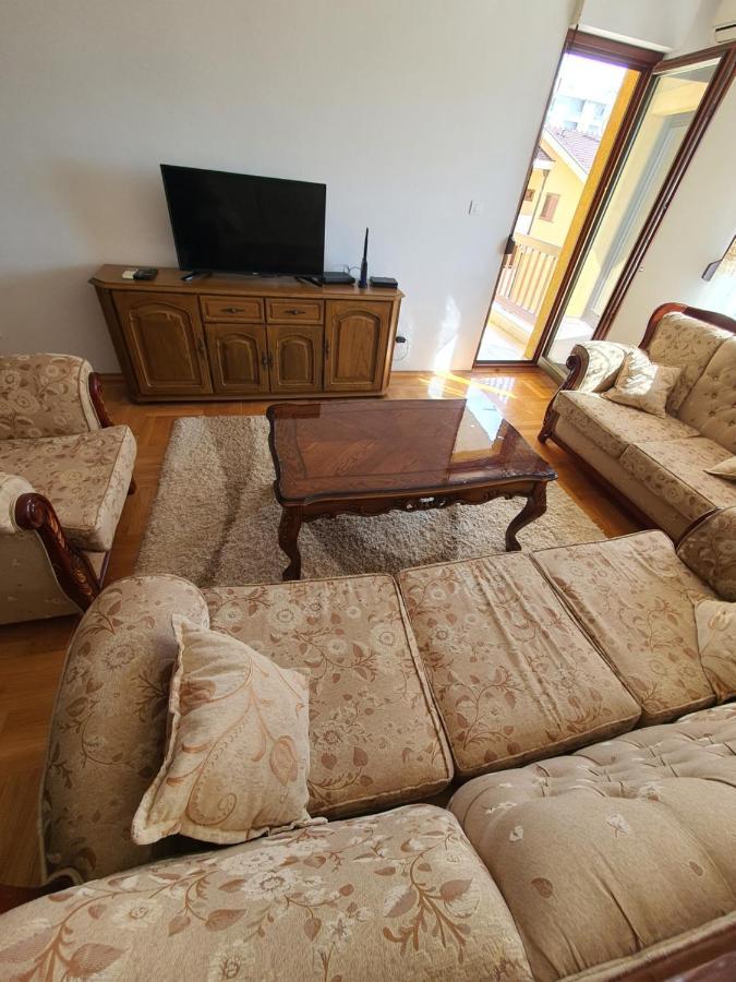 Oksana Apartment พอดโกริกา ภายนอก รูปภาพ